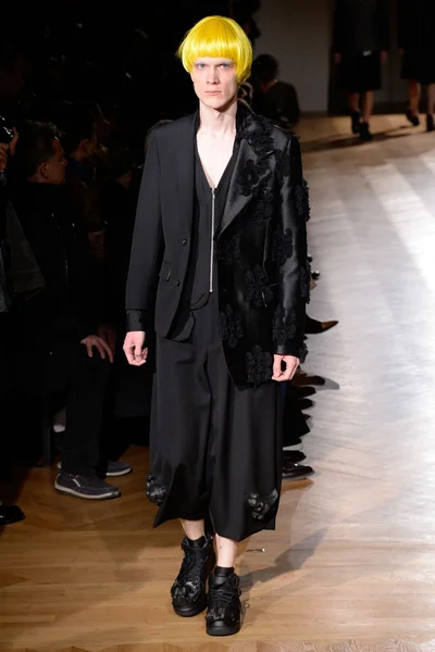 Look 33